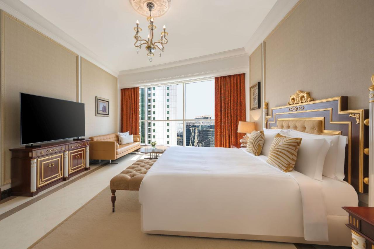 Dusit Hotel & Suites - Doha Eksteriør billede Deluxe Room